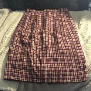 Leslie Fay Wool Pencil Skirt, size 10P